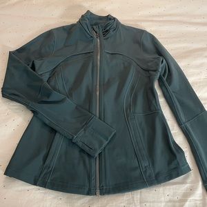 Lululemon define jacket, cover shot colour is pretty accurate
